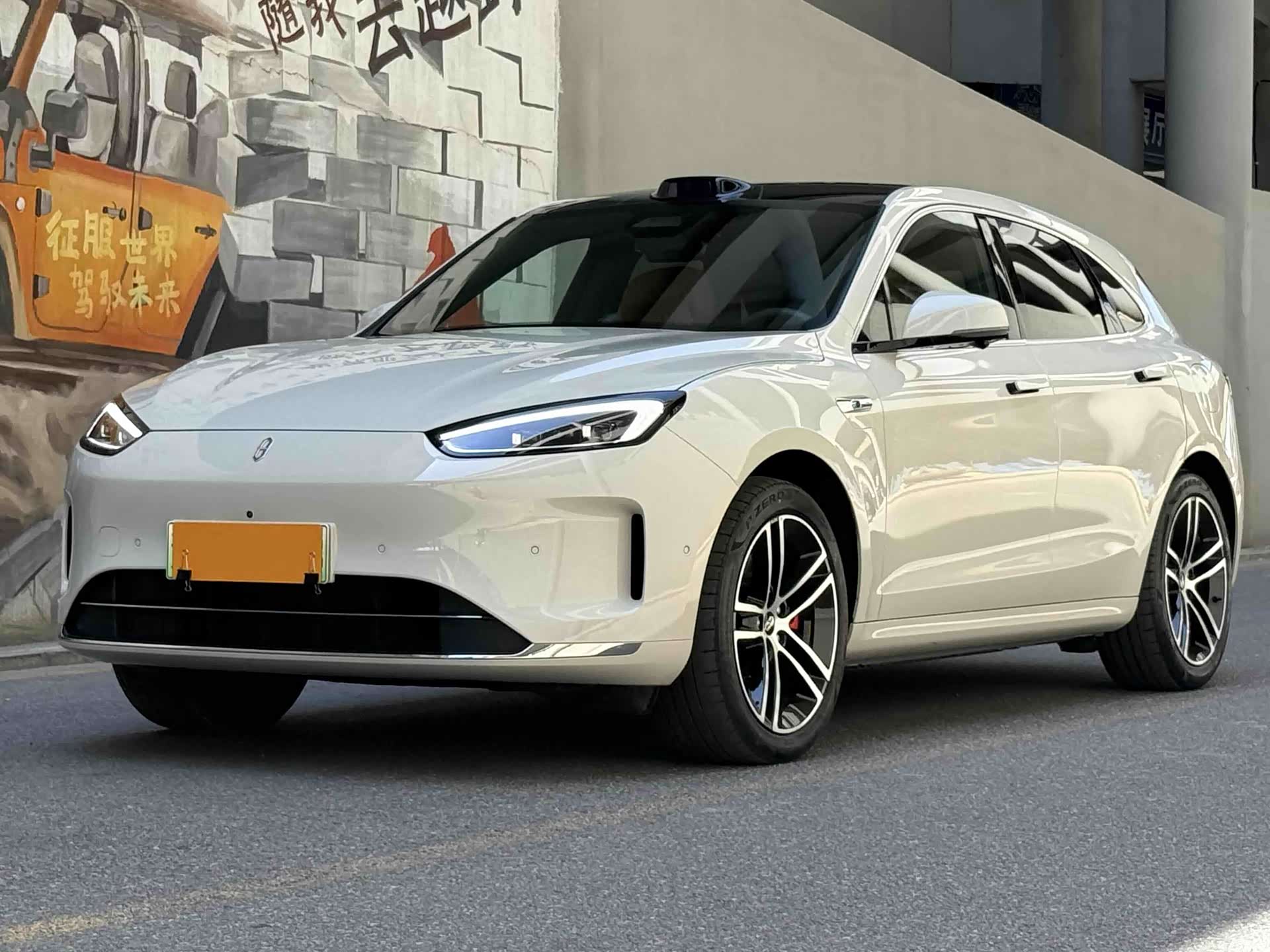 AITO M5, 2025 1