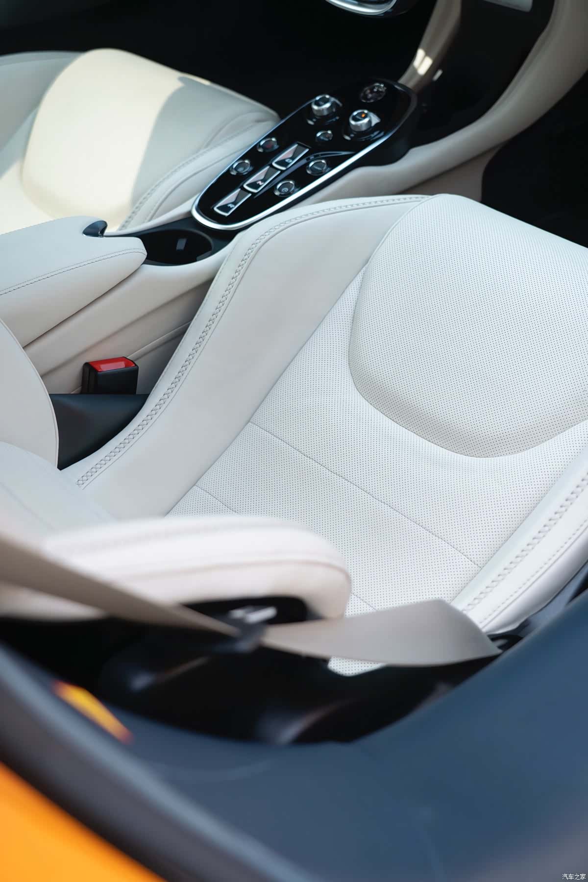 McLaren GT, 2023 22