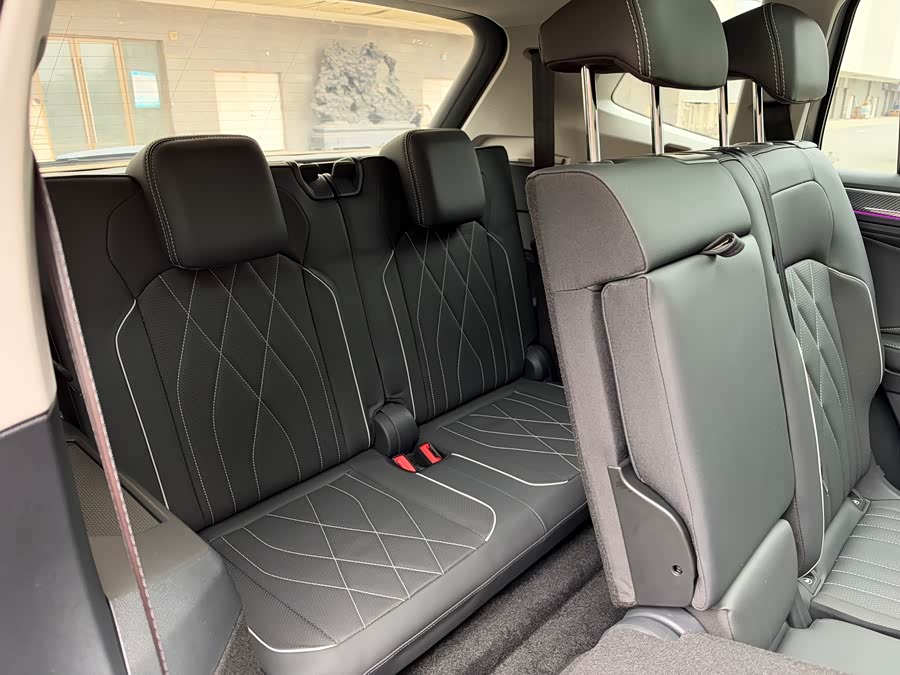 Volkswagen Tiguan L 2022, фото 13
