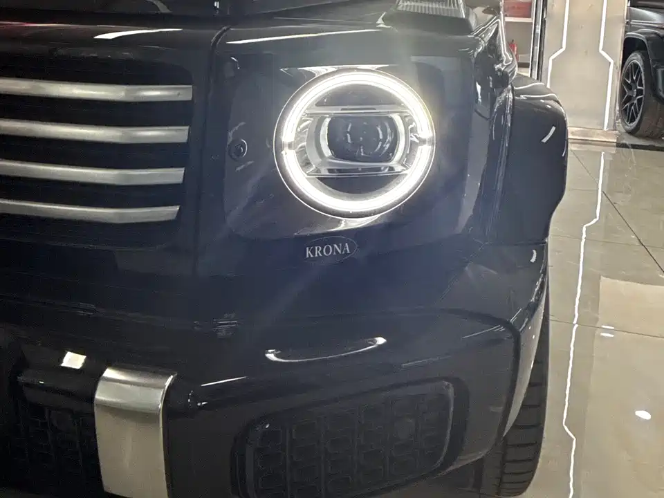 Mercedes-Benz G-class