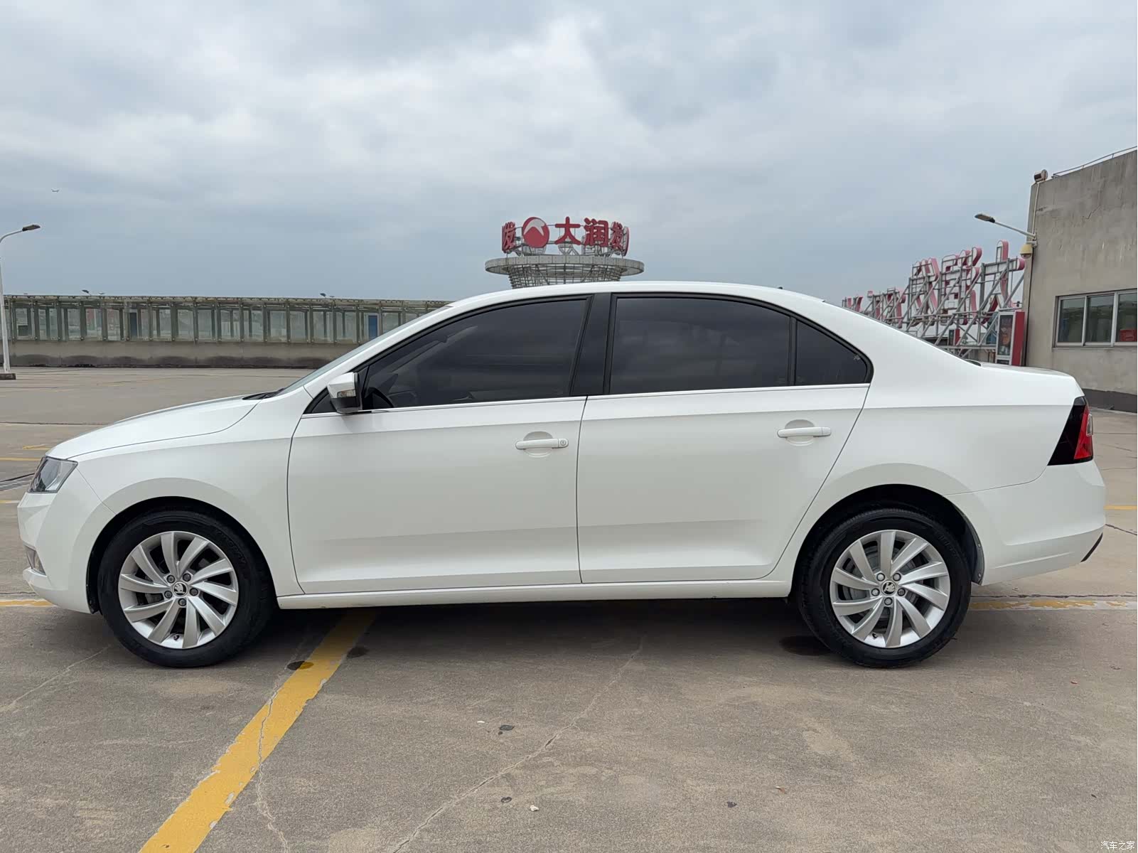 Skoda Rapid, 2018 7