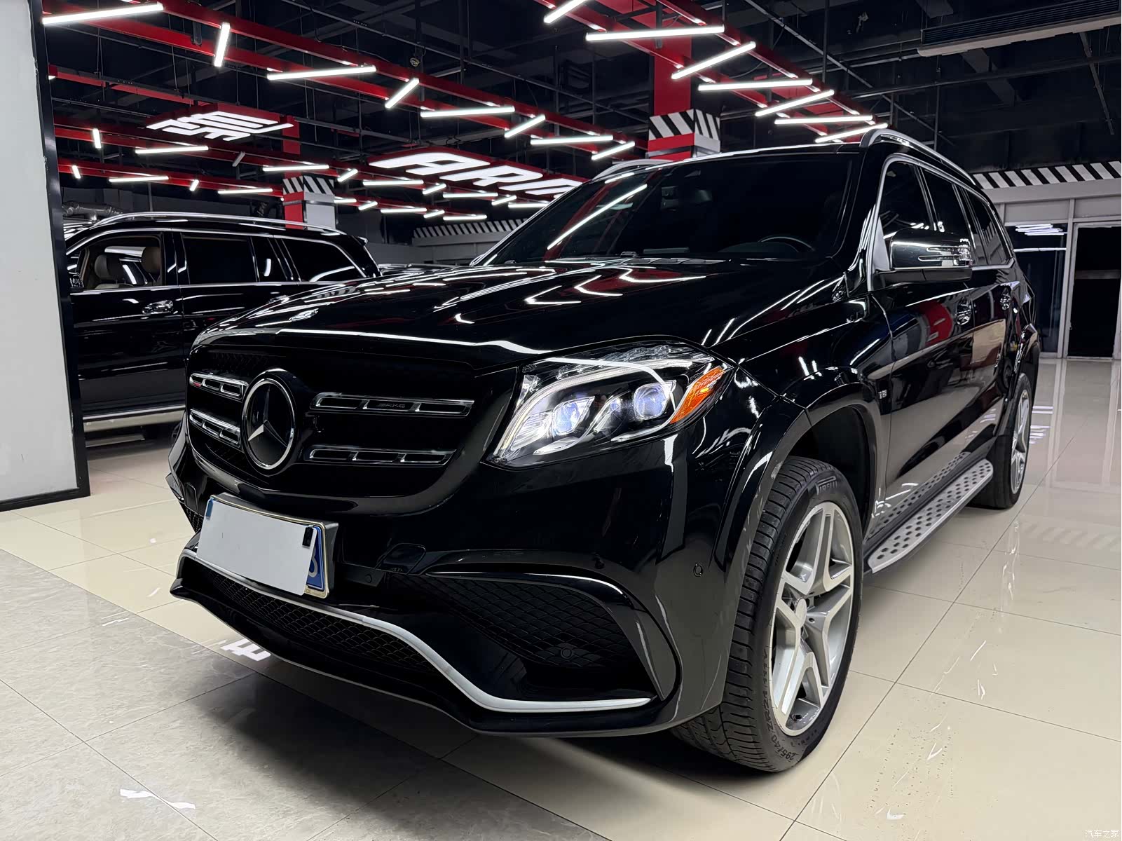 Mercedes-Benz GLS, 2017 все фото