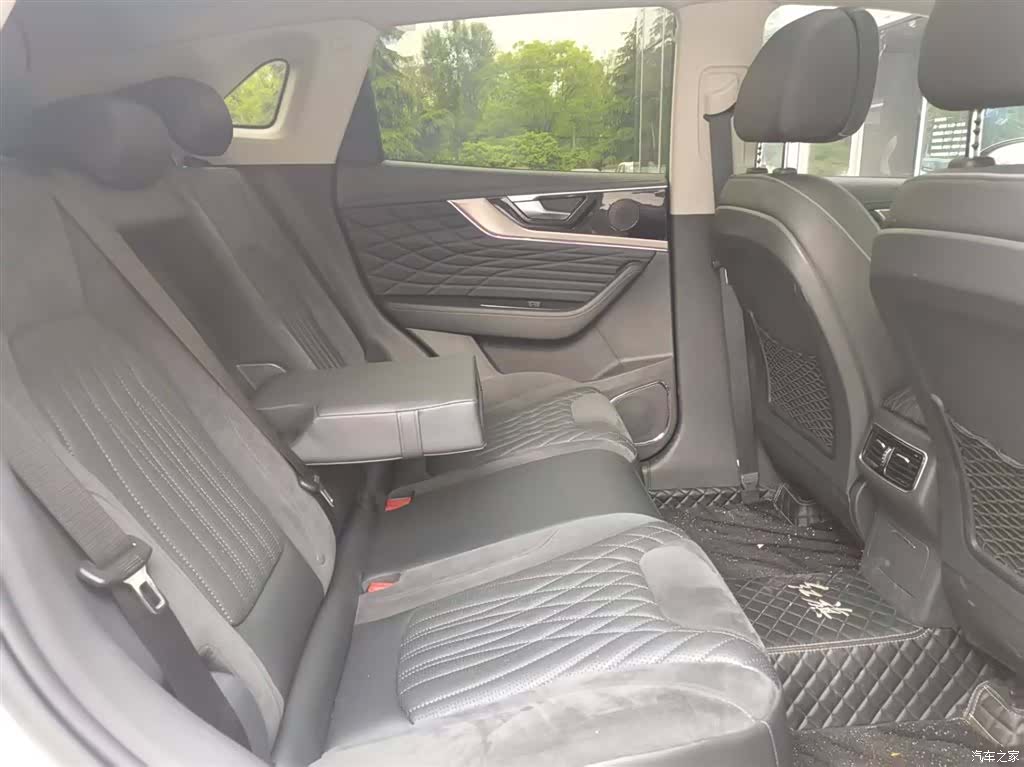Hongqi HS5, 2022 18