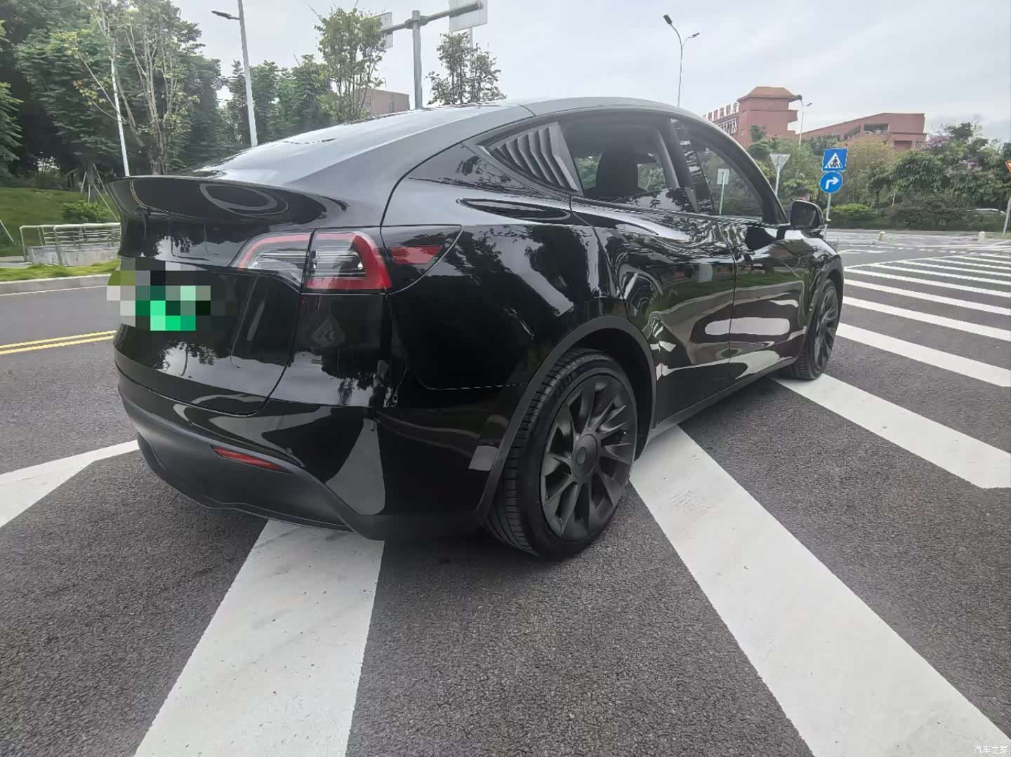 Tesla Model Y, 2021 8