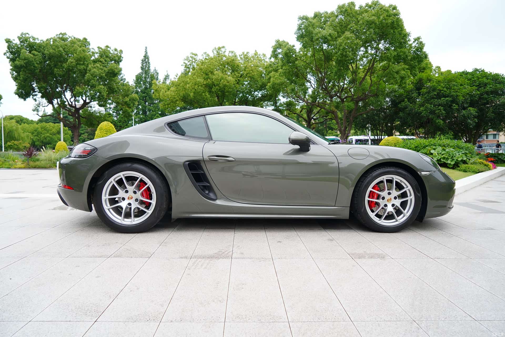 Porsche Cayman, 2022 13