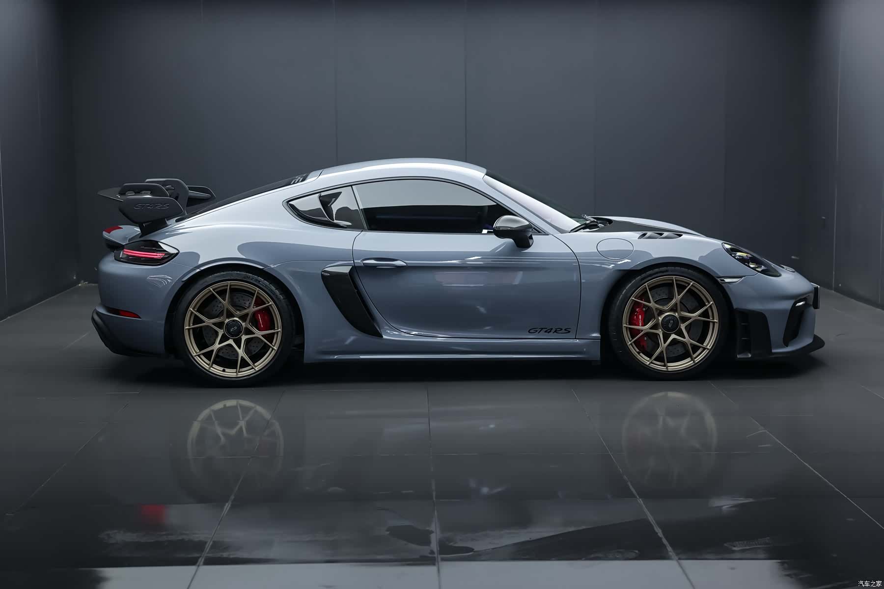 Porsche Cayman, 2023 4