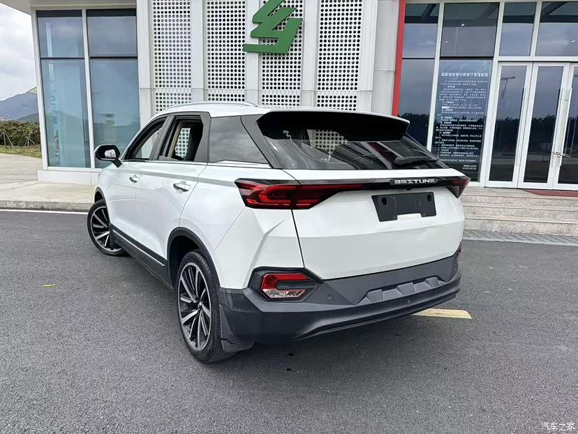 Bestune T77, 2019 все фото