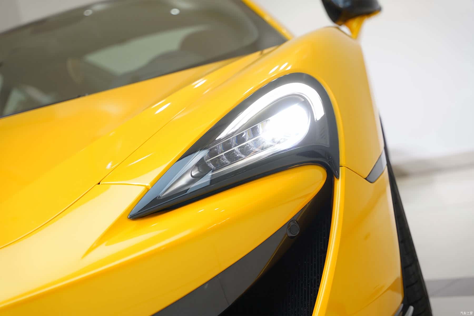 McLaren GT, 2018 8