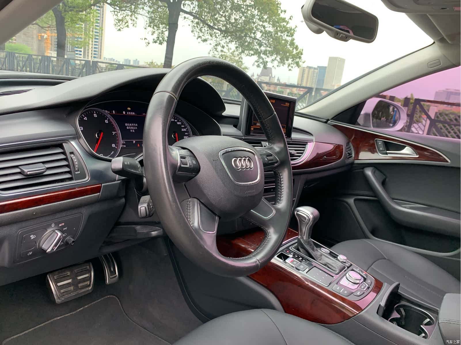 Audi A6L, 2014 17