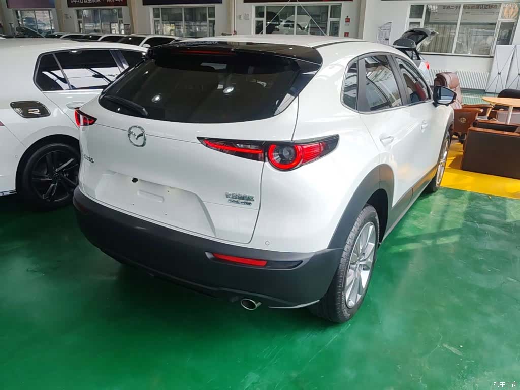 Mazda CX-30, 2022 7