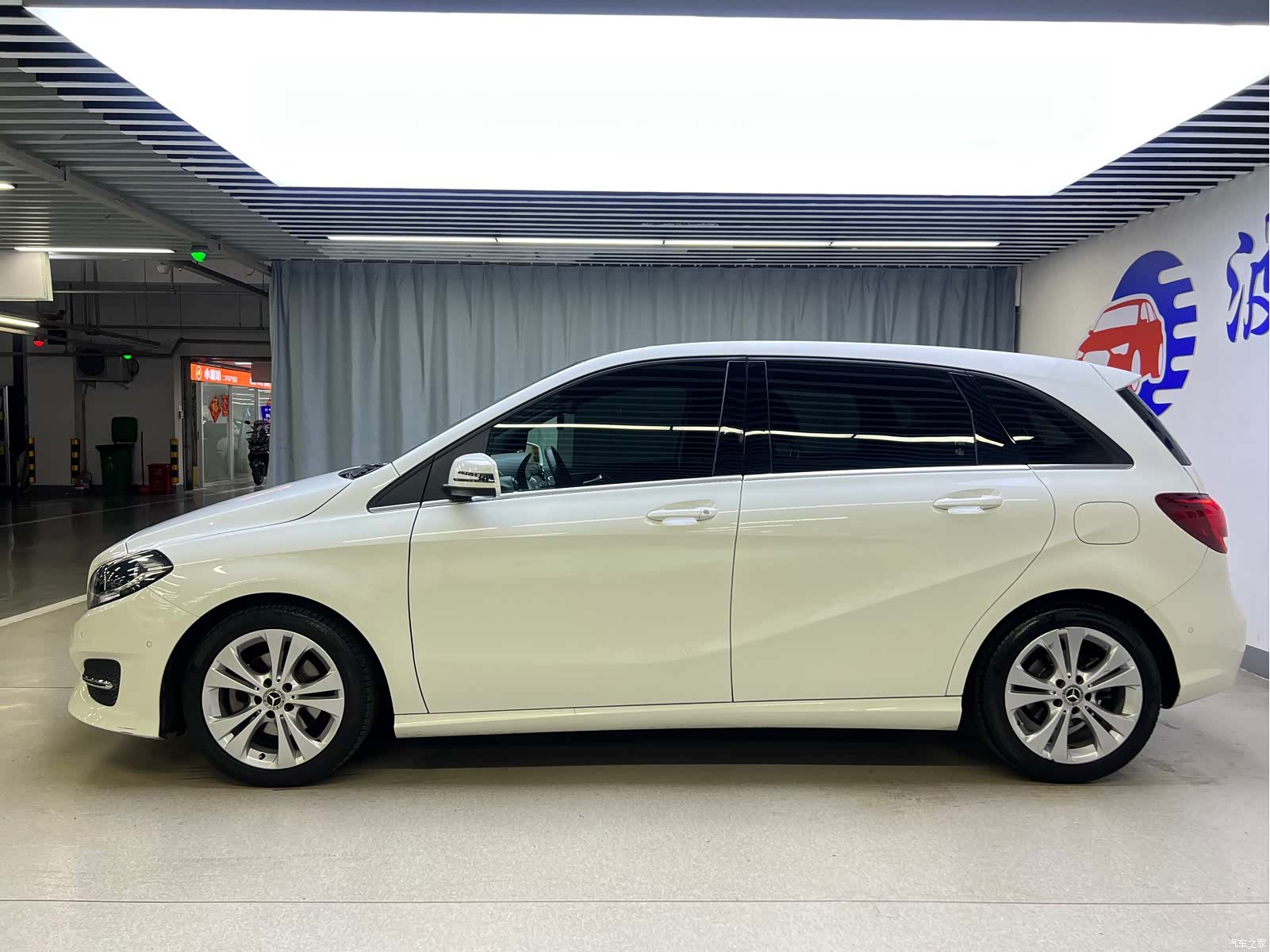 Mercedes-Benz B-Class, 2018 4