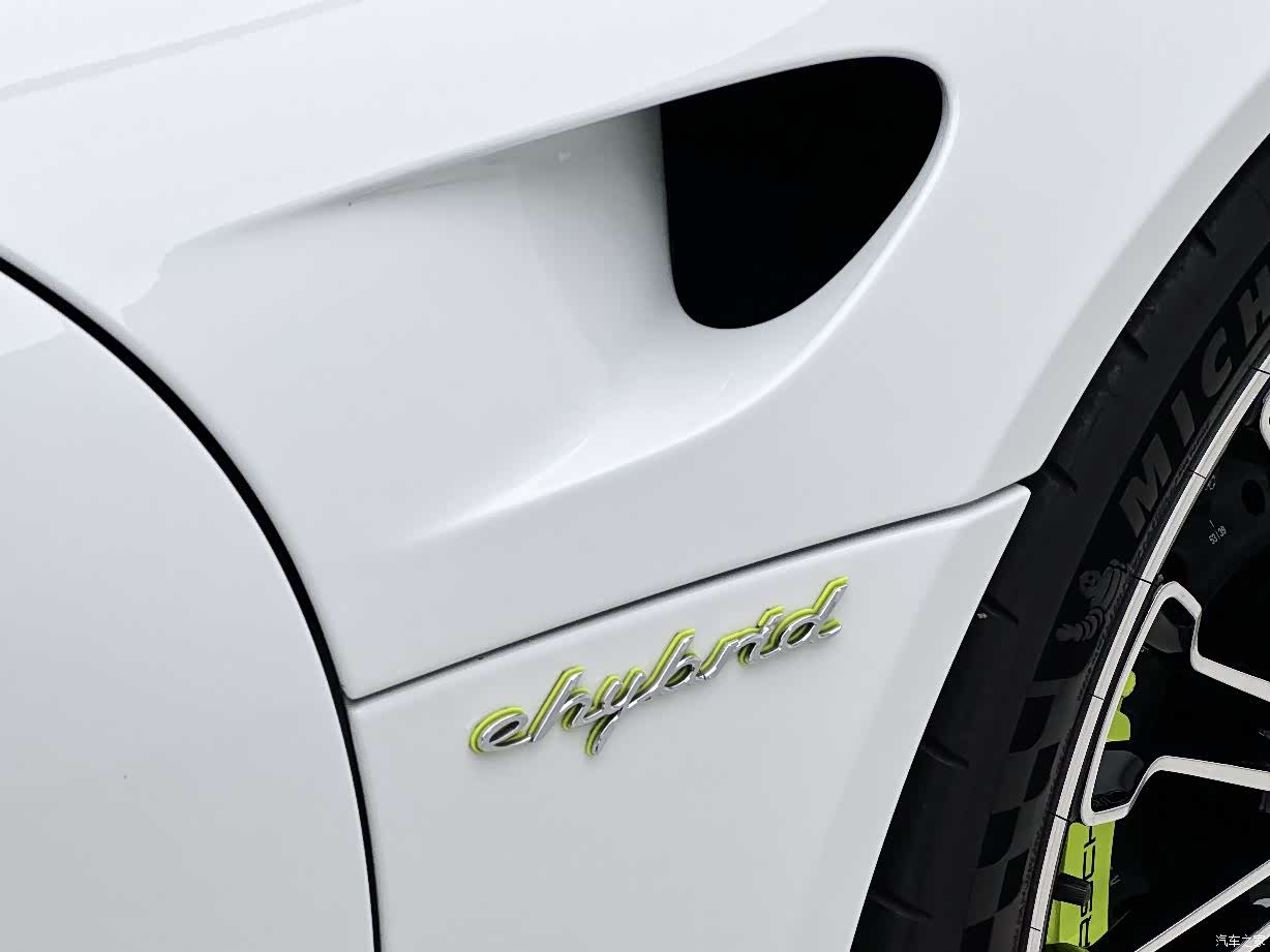 Porsche 918, 2016 11