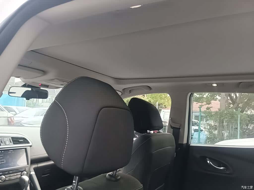 DongFeng SCe200, 2019 18