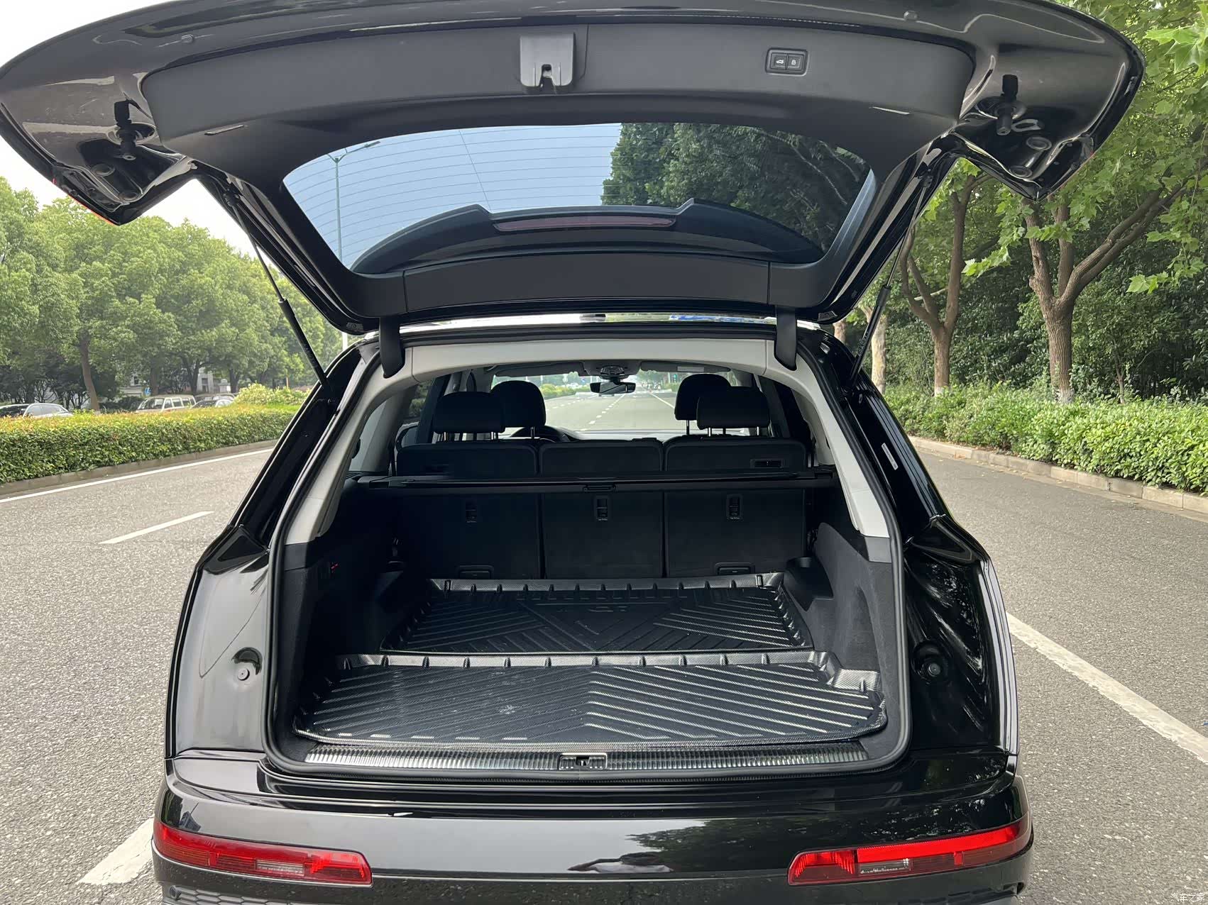 Audi Q7, 2023 14