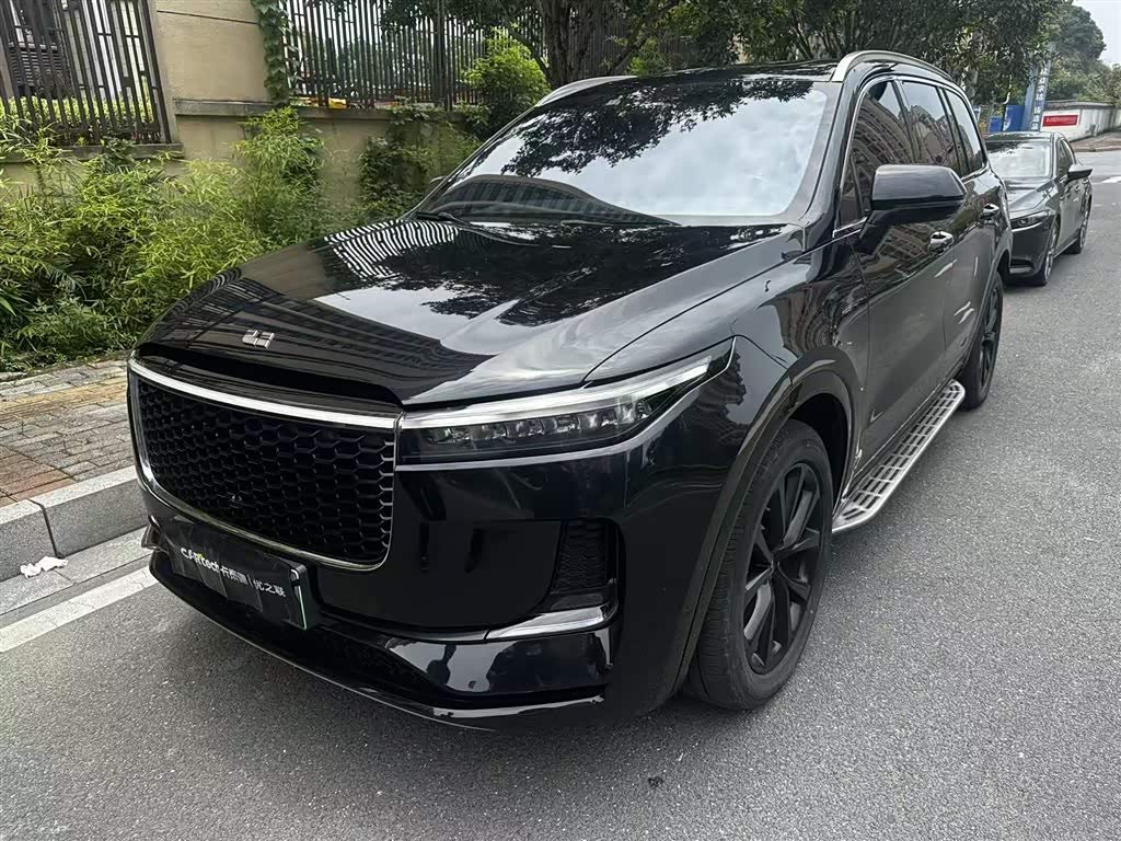 Li Auto ONE