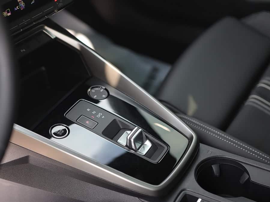 Audi A3 2022, фото 13
