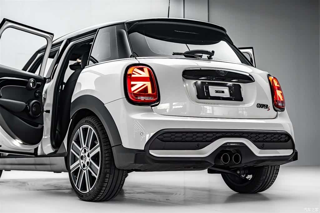 Mini Cooper, 2024 37