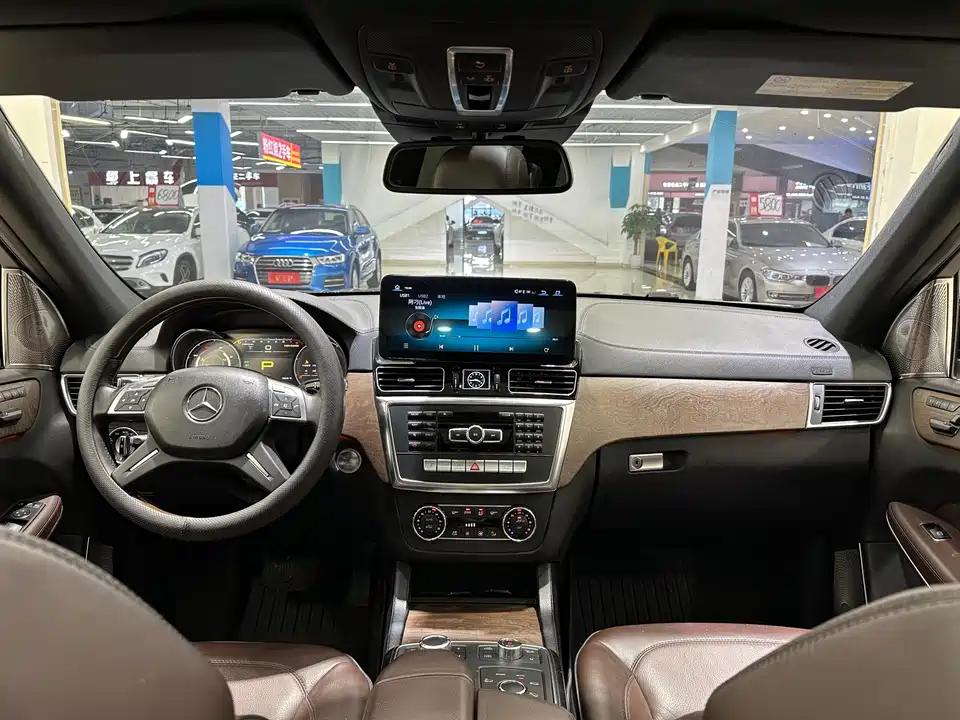 Mercedes-Benz GL grade