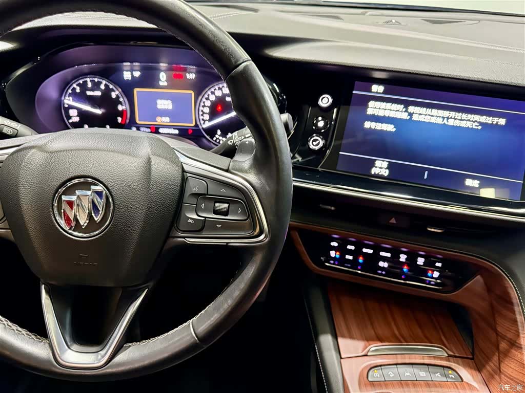 Buick Envision, 2021 22
