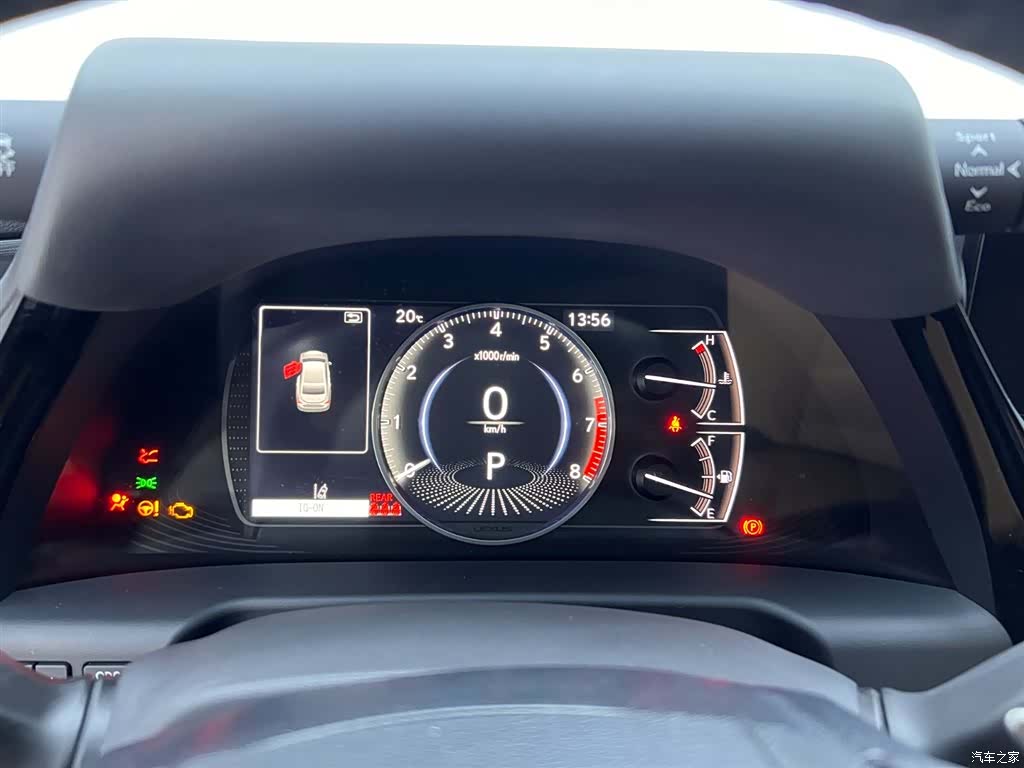 Lexus ES, 2022 16