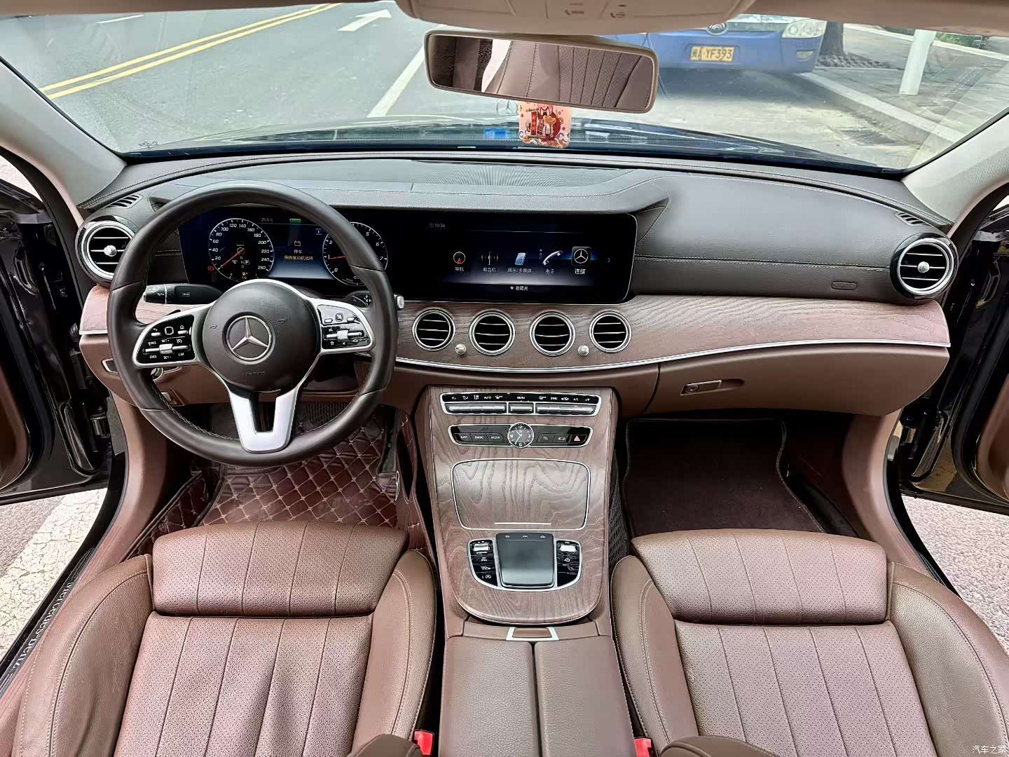 Mercedes-Benz E-Class, 2019 8