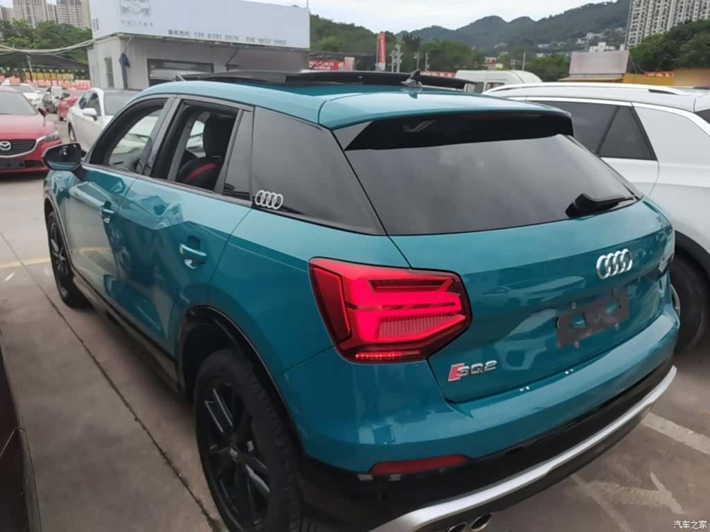Audi Q2L, 2021 все фото