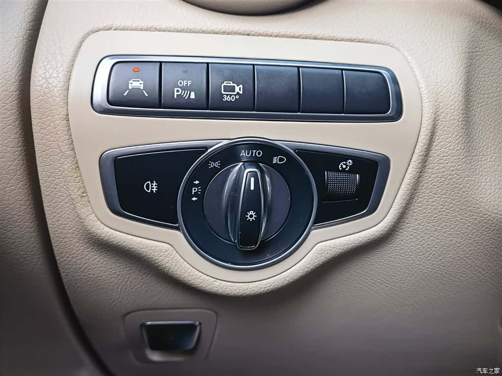 Mercedes-Benz GLC, 2018 33