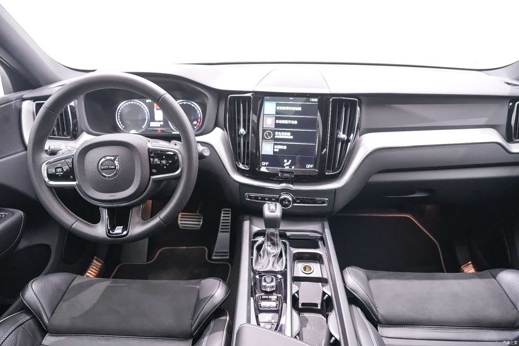 Volvo XC60, 2019 14