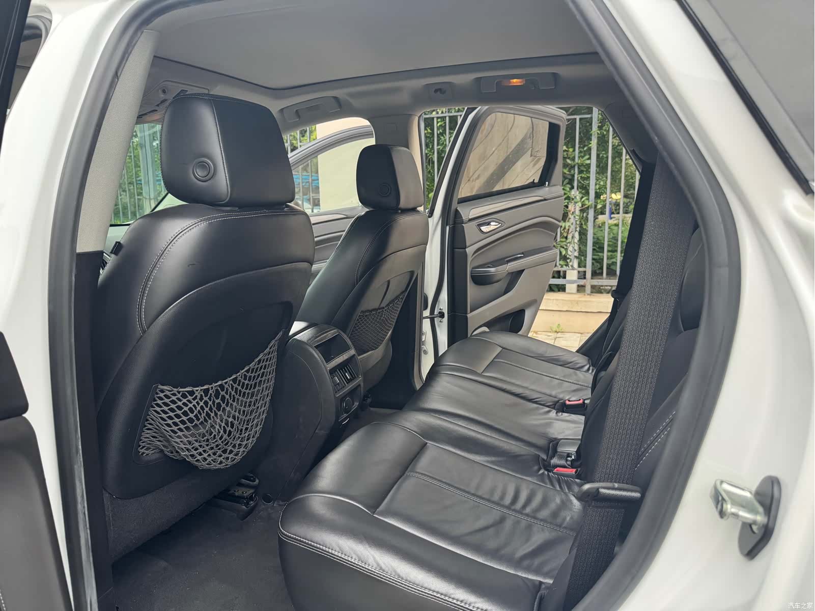 Cadillac SRX, 2014 9