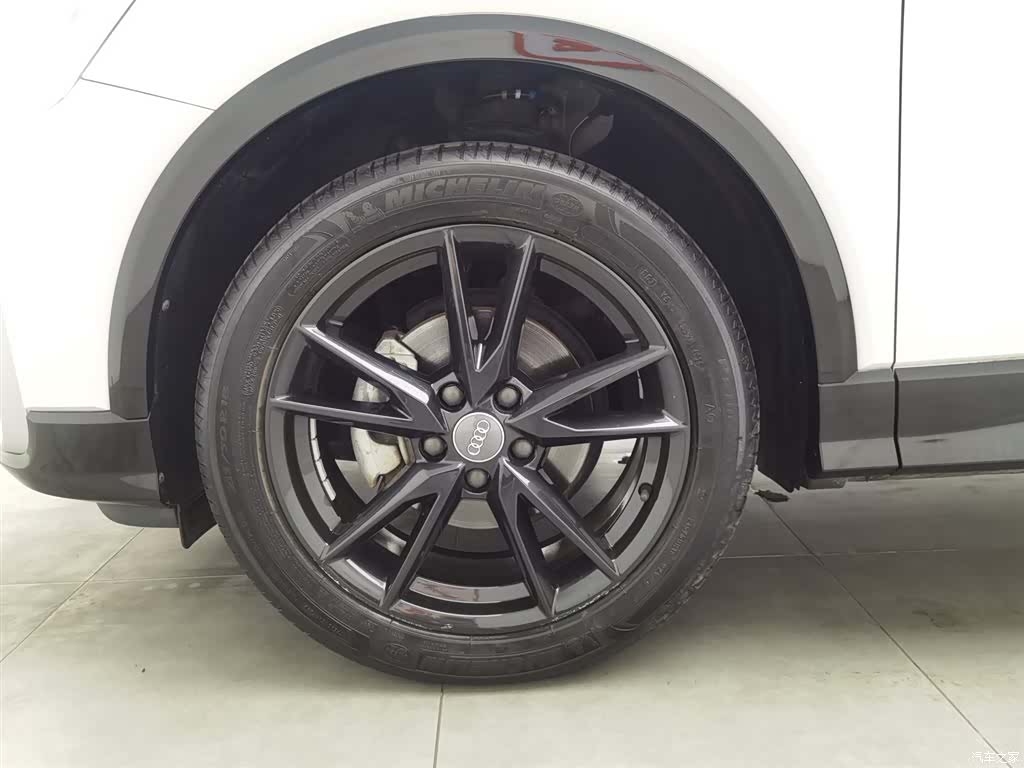 Audi Q2L, 2021 17
