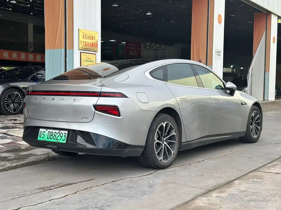 XPENG P7
