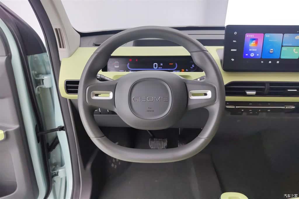 Geely Panda, 2024 15