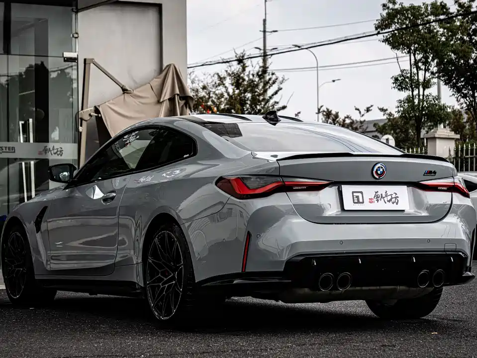 BMW M4