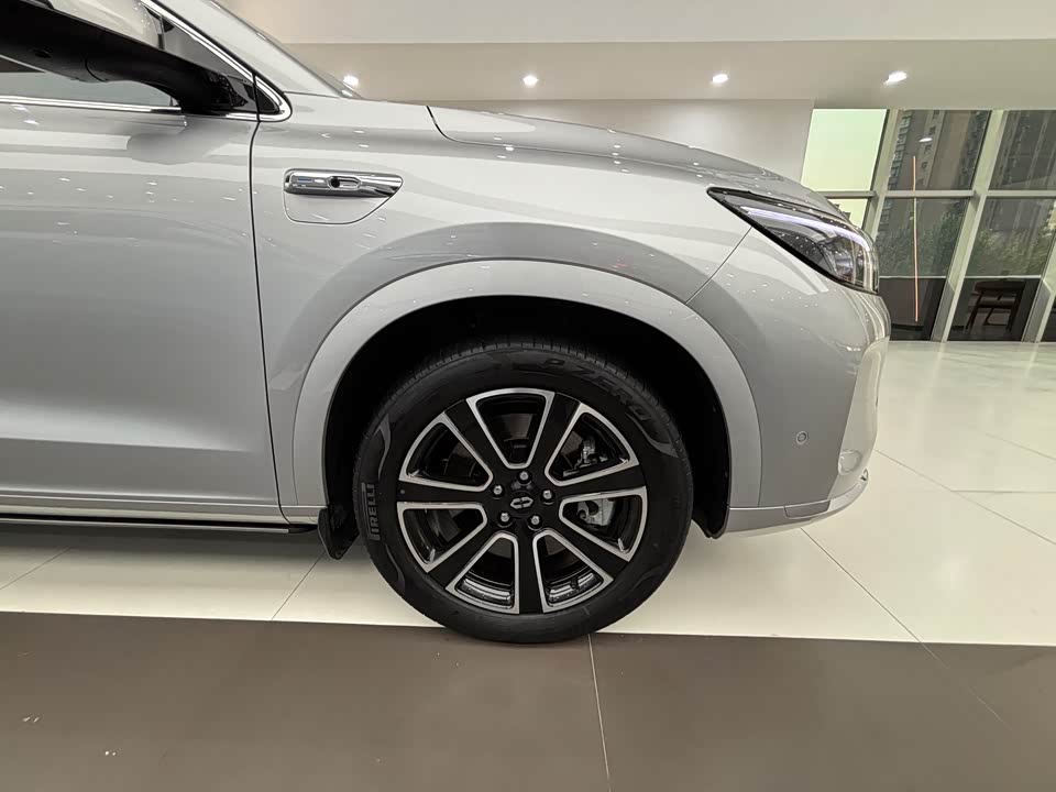 AITO Ask the world M7