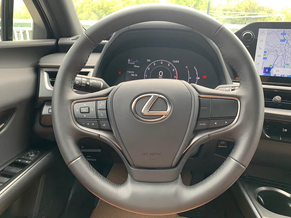 Lexus UX Lexus UX