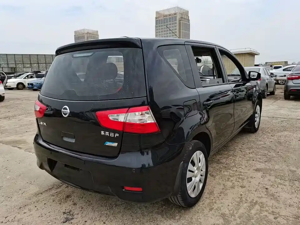 Nissan Liwei