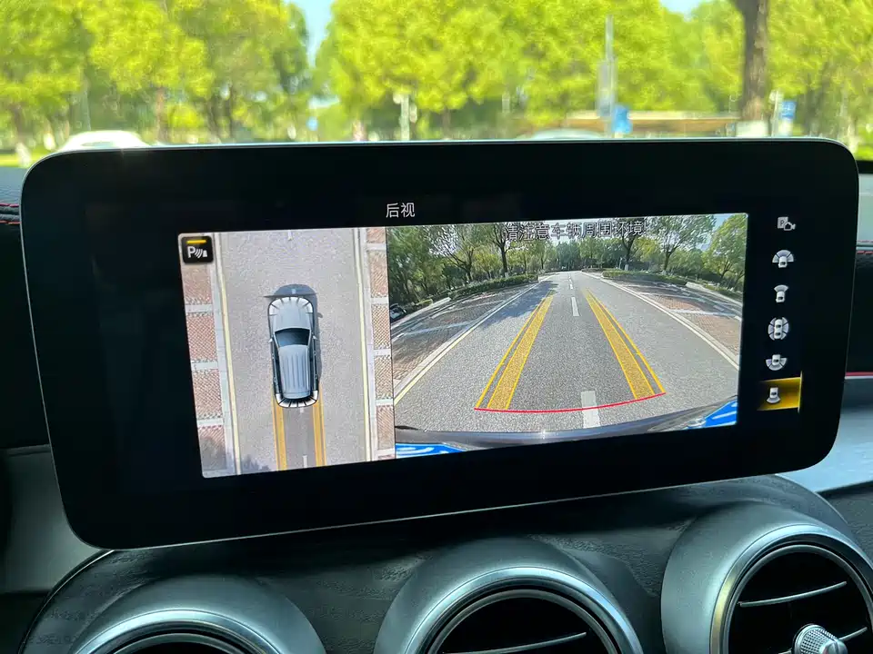 Mercedes-Benz GLC AMG