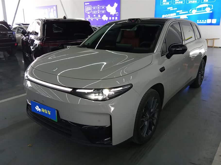Leapmotor C10