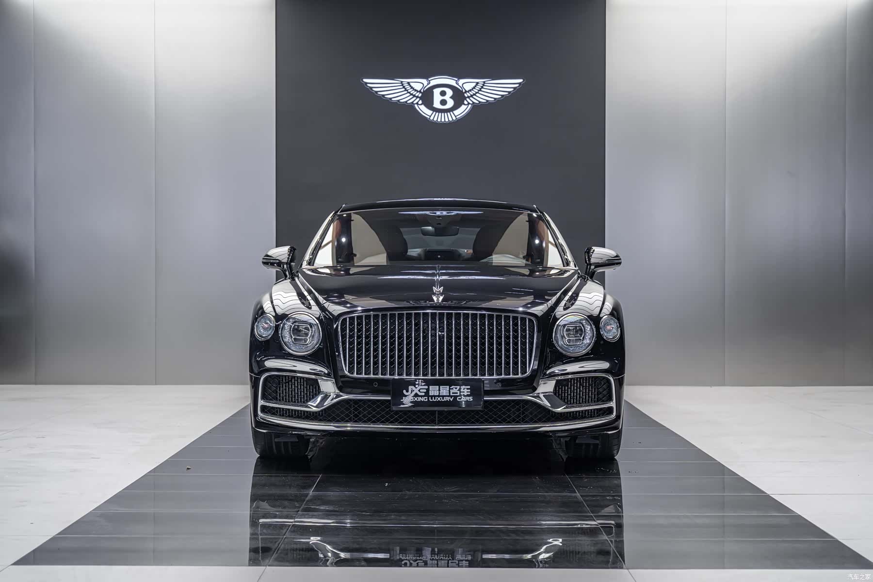 Bentley Flying Spur, 2022 2