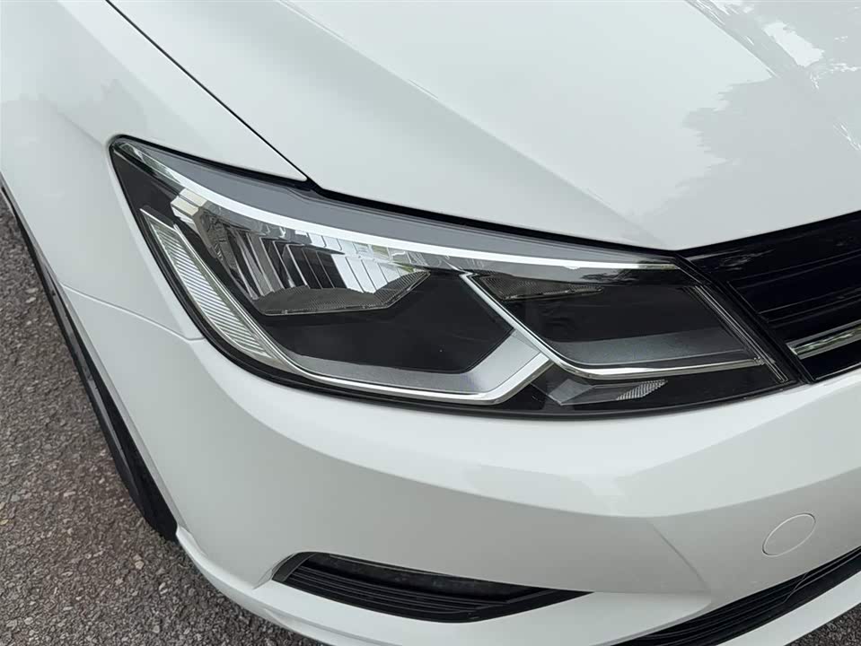 Volkswagen Lingdu