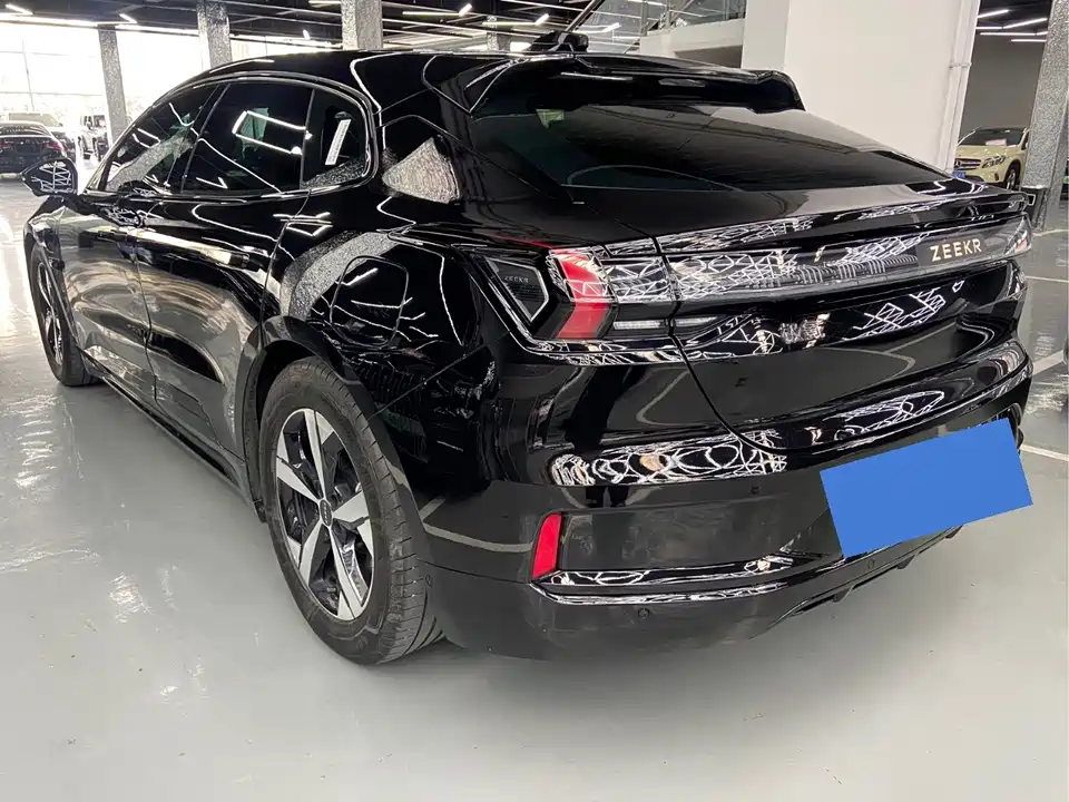 Zeekr 001