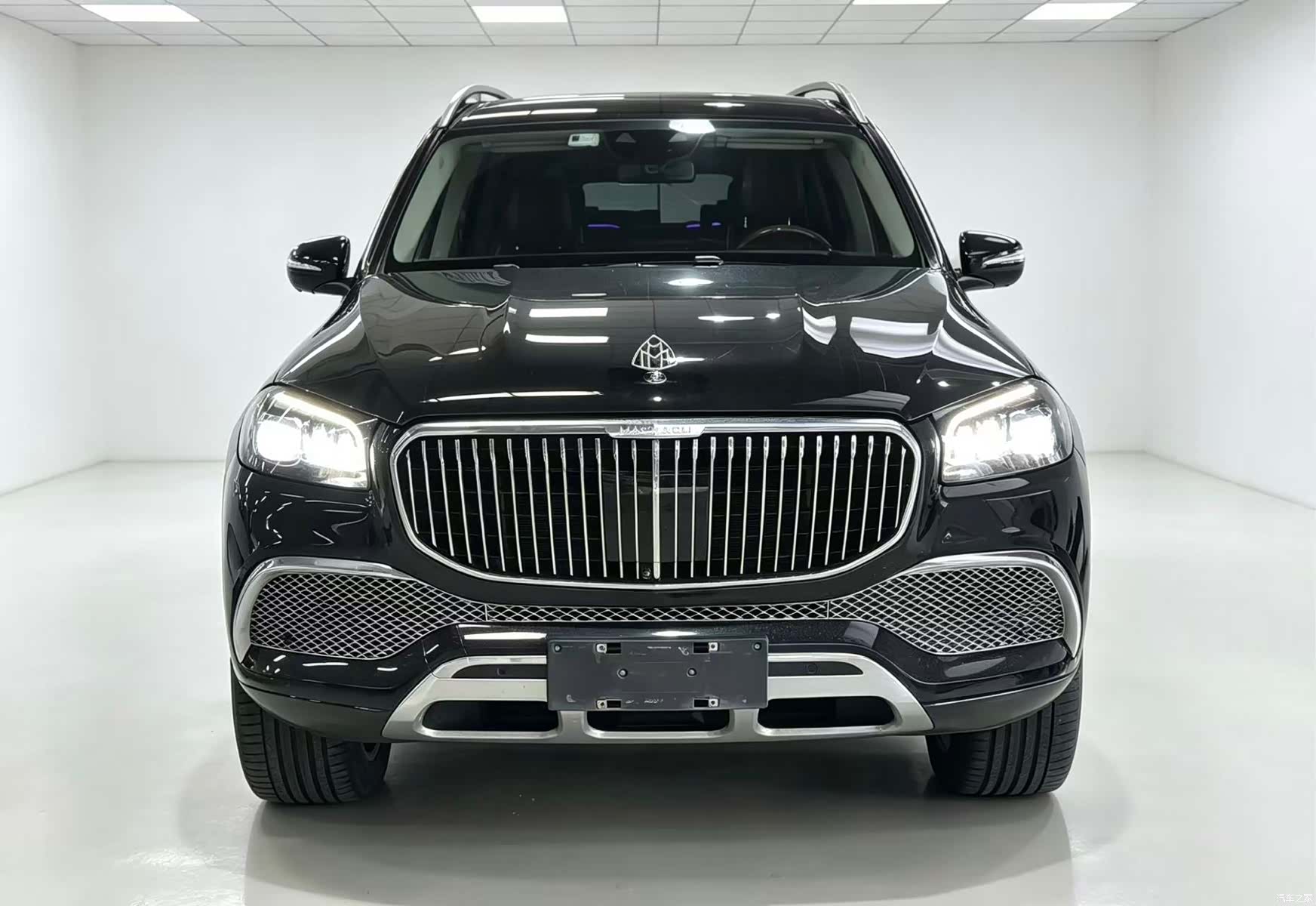 Maybach GLS, 2022 2