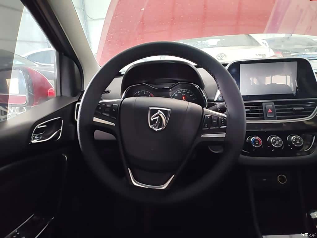 Wuling 310, 2017 11