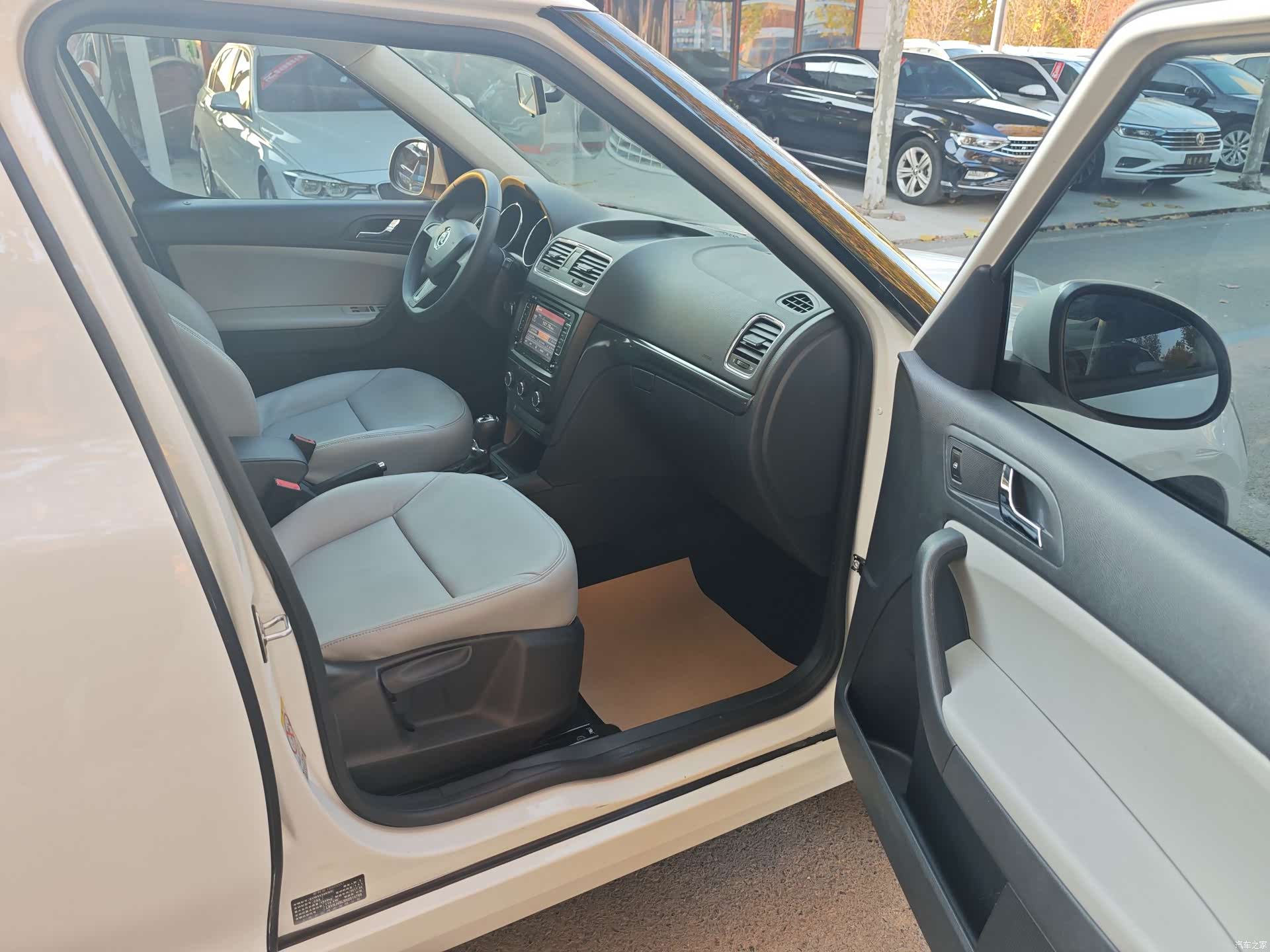 Skoda Yeti, 2017 7