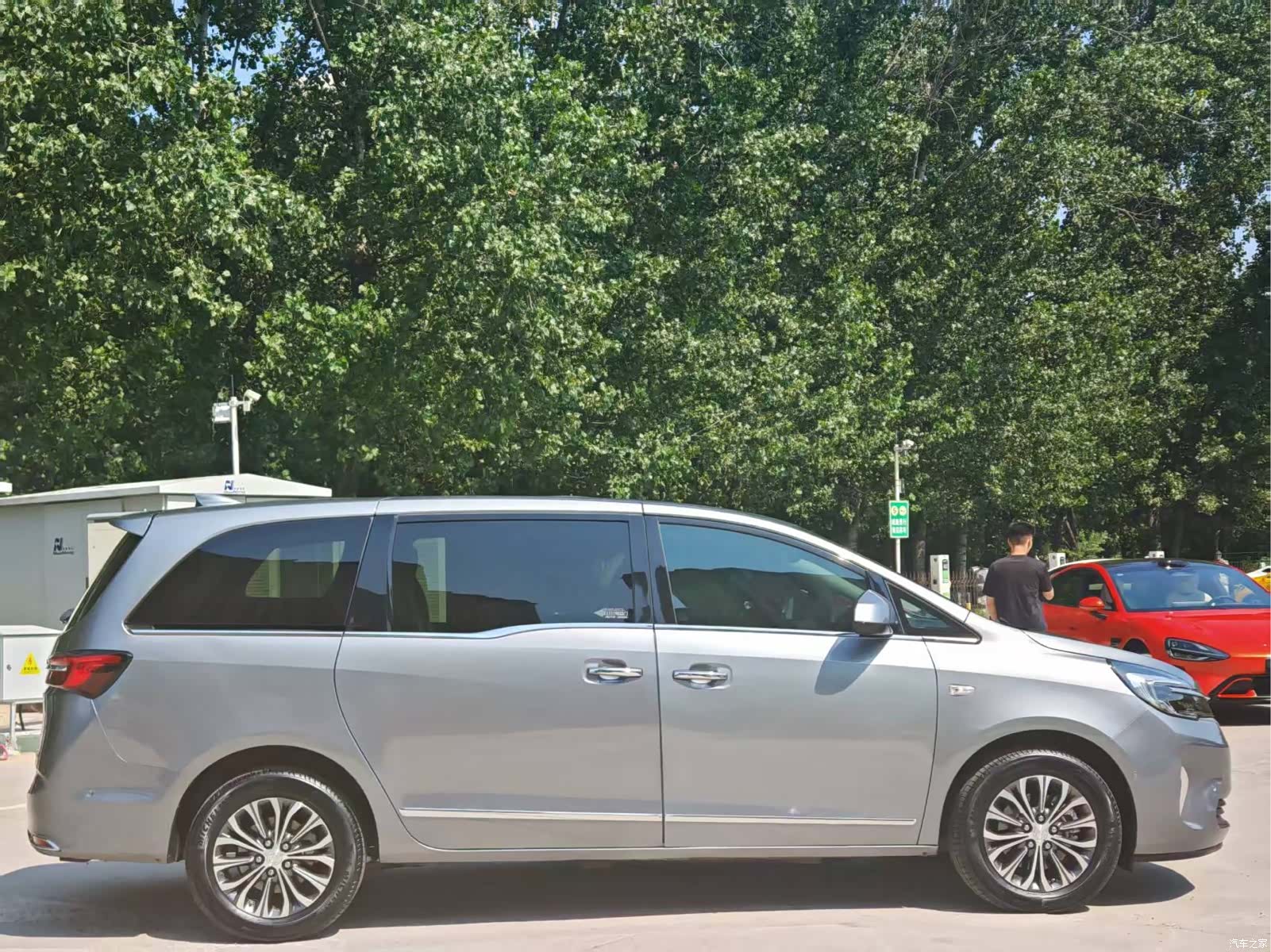 Buick GL8, 2020 2