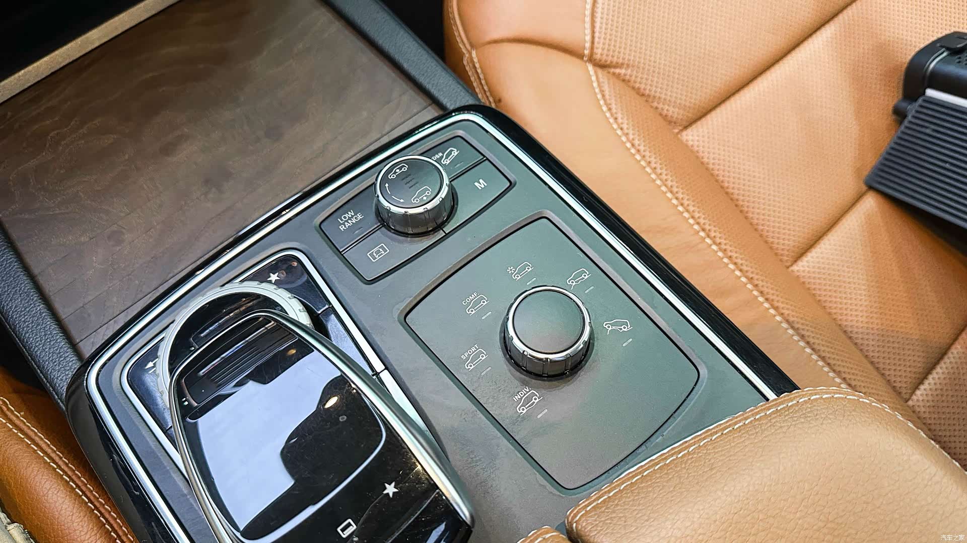 Mercedes-Benz GLS, 2016 23