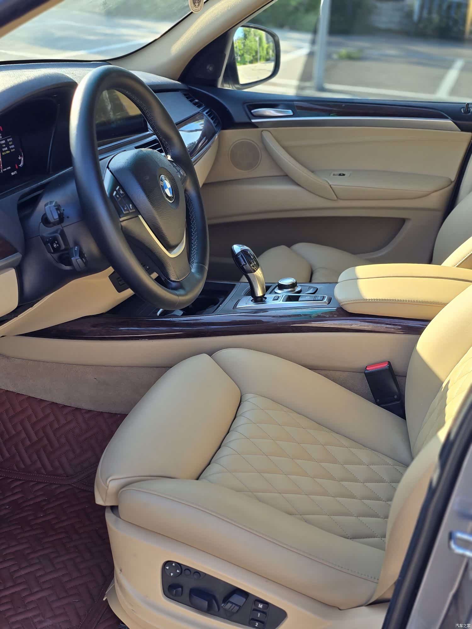 BMW X5, 2010 11