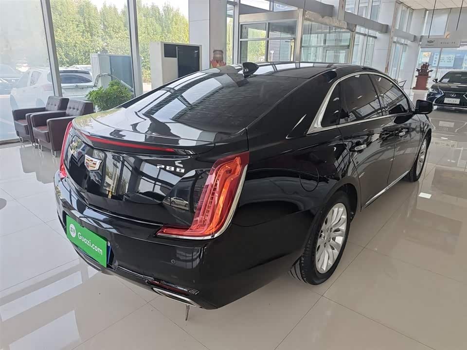 Cadillac XTS