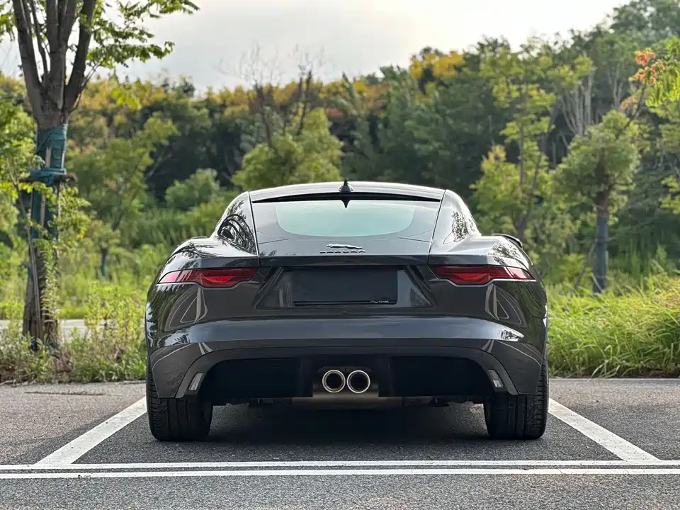 Jaguar F-TYPE