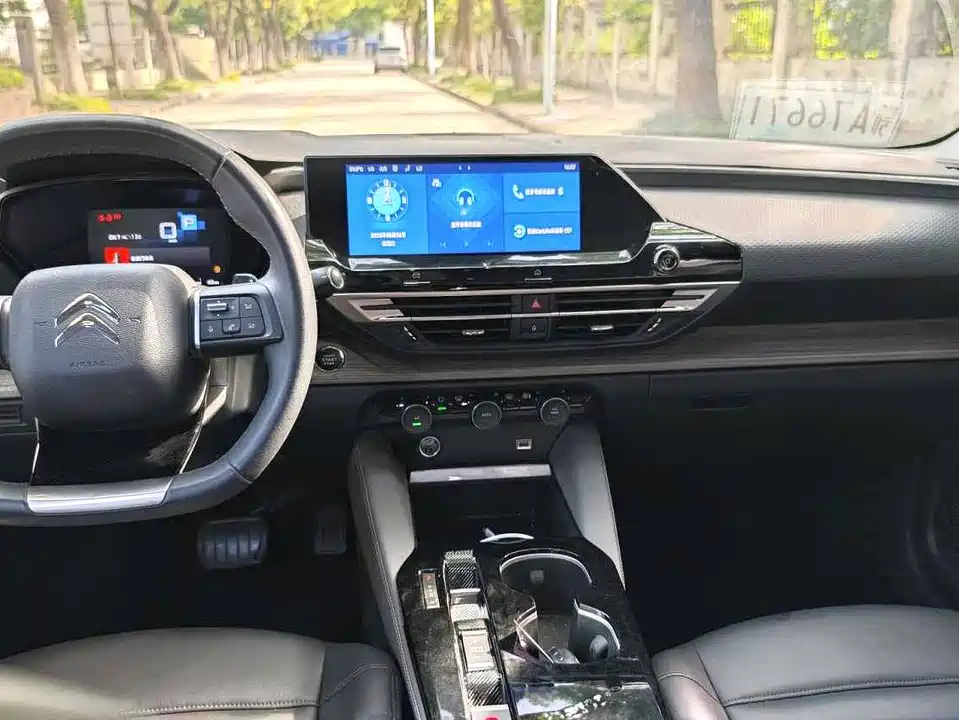 Citroen Versailles C5 X